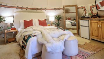 1 habitación y ropa de cama