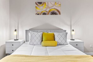 2 bedrooms, desk, iron/ironing board, free WiFi