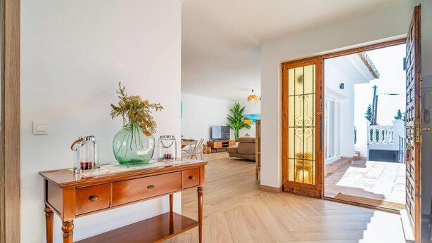 Unclassified image, 1 of 24, button - Gorgeous home in Mijas (Mijas)