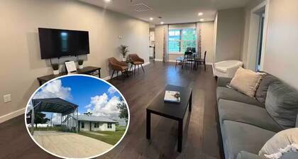 Pet-Friendly Home with fenced yard and covered boat parking in Seadrift TX