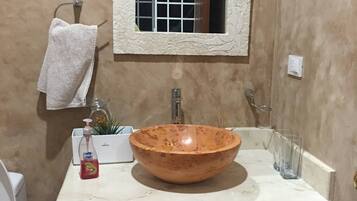 Miljøvenlige toiletartikler, hårtørrer, håndklæder, Sæbe