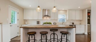 Kid-Friendly 4 Bedroom Home w/ Heated Private Pool