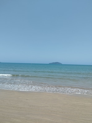 Beach nearby - Suítes Brisa do Mar (Búzios)