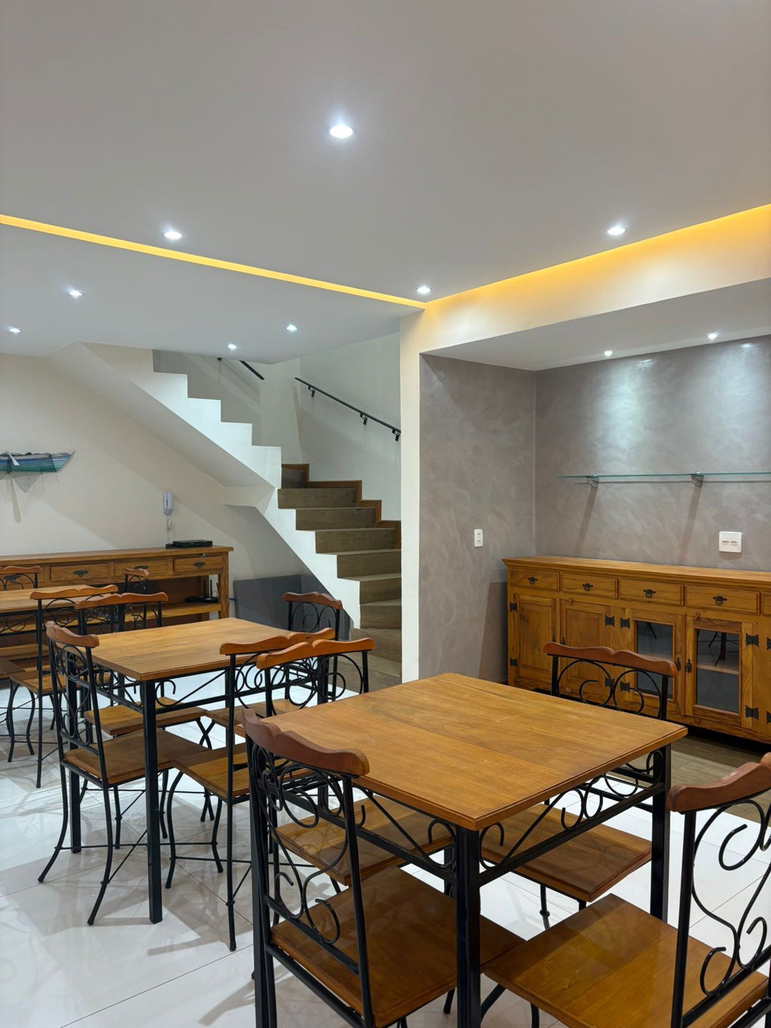 Suite | Dining