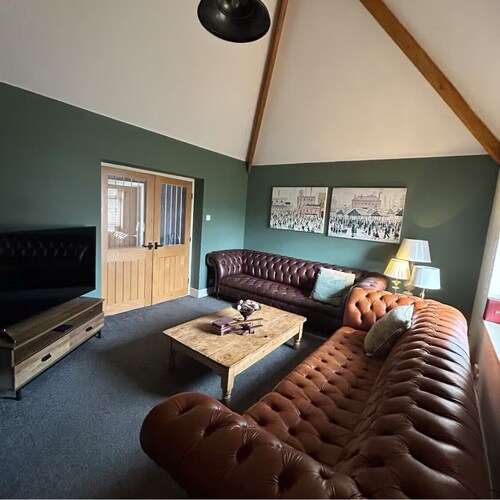 Luxury Unique private 2 bedroom bungalow Rugby 