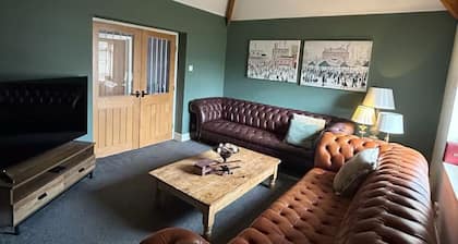 Luxury Unique private 2 bedroom bungalow Rugby