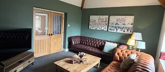 Luxury Unique private 2 bedroom bungalow Rugby