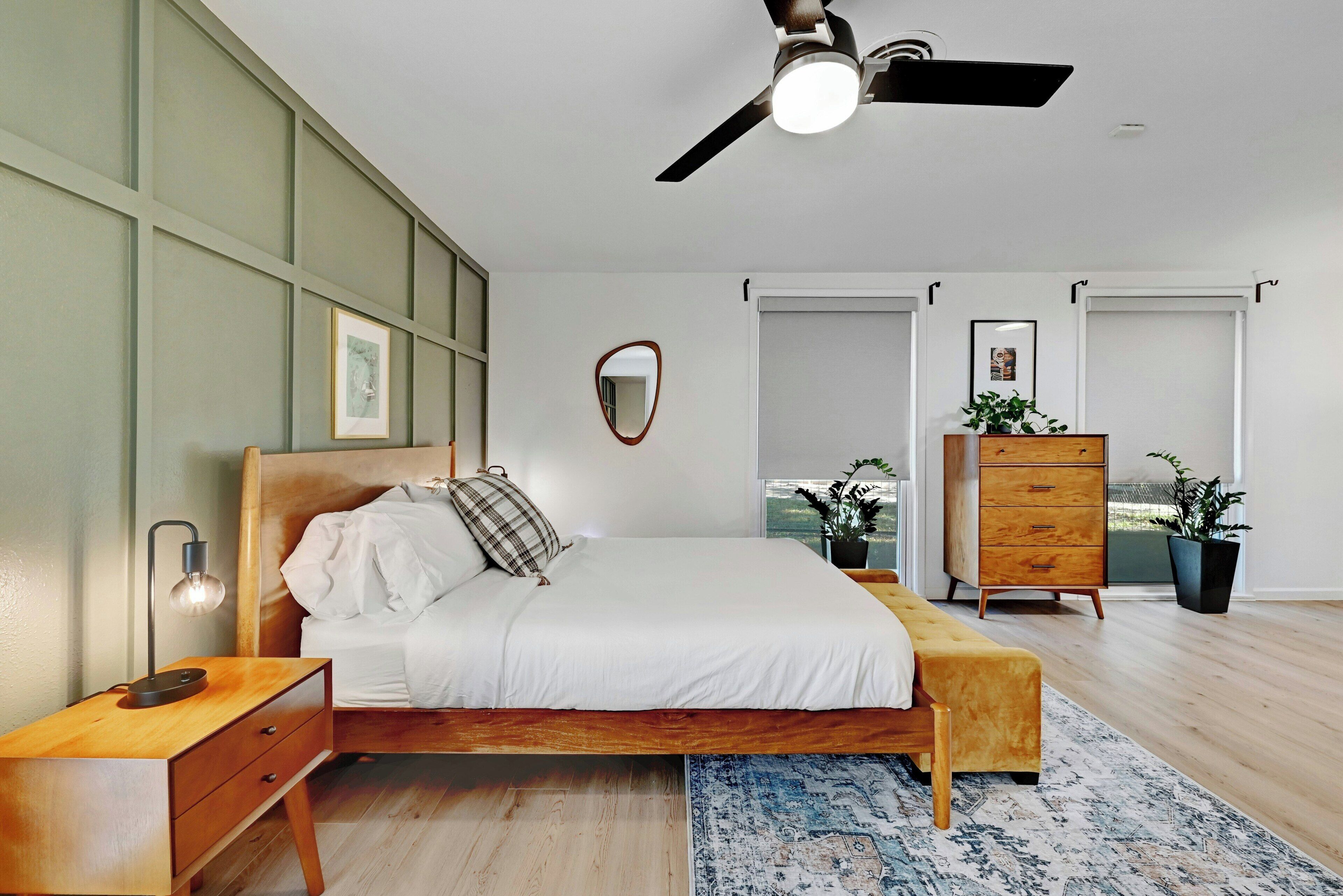 3 bedrooms, desk, iron/ironing board, WiFi