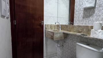 Chambre Double Supérieure | Salle de bain