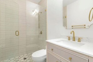Shower, towels