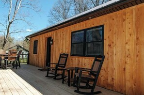 Outdoor dining - Cozy Cabin on the Creek with Hot Tub! (Millmont)