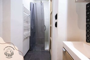 Shower - Ready Player, jeux, wifi, proche Bollaert, 2 pers (Lens)