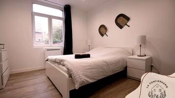 1 bedroom, iron/ironing board, WiFi, bed sheets