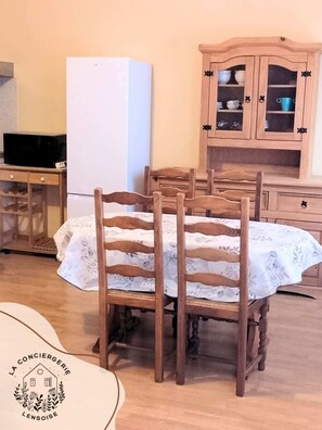 Dining - L'Authentique, Wifi, Parking, 4pers, Carvin centre (Carvin)