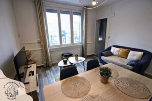 Interior - La maison citadine, garage, wifi, lavelinge, 4pers (Lens)