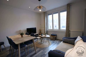 Télévision, espaces bureaux