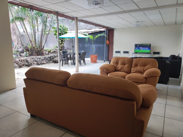 Terrace/patio - Kartagus B&B (San Salvador)