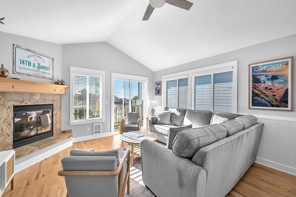 TV connectée, cheminée, baby-foot