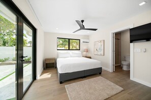 4 bedrooms, iron/ironing board, free WiFi, bed sheets - 2231 Managed by Brampton Park (Lighthouse Point)