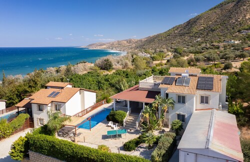 Pomos Harbour View Villa – luxury with panoramic sea views