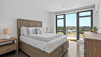 2 bedrooms, internet, bed sheets