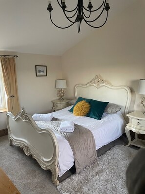 Casa de campo | 2 dormitorios, tabla de planchar con plancha, wifi gratis y ropa de cama