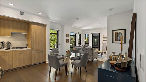 Contemporary | Downtown | Views