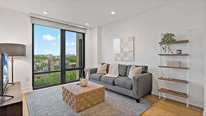 Smart TV - Contemporary | Downtown | Views (Washington)