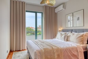 1 chambre, fer et planche à repasser, Wi-Fi gratuit, draps fournis