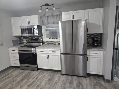 Spacious, Newly Renovated Home in a Quiet Neighborhood 