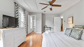 5 chambres, fer et planche Ă repasser, Wi-Fi, draps fournis