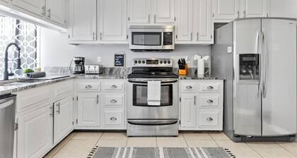 Spacious 5-bedroom house with AC and WiFi in delightful Mechanicsville