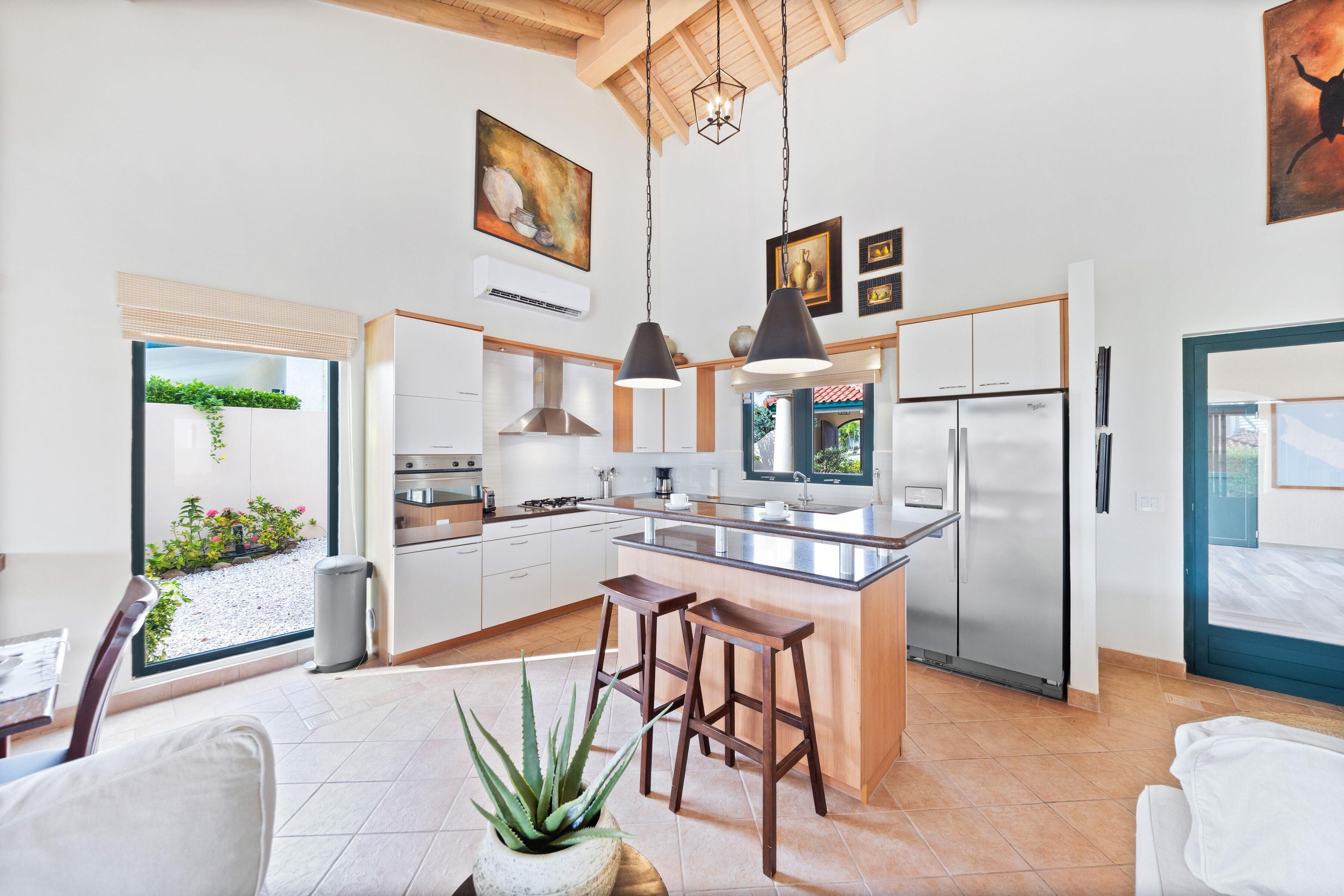 Fridge, oven, toaster, blender