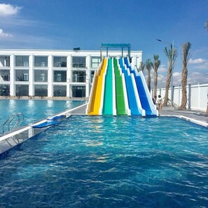 Seasonal outdoor pool - Adamo Hotel Hung Yen (Yen My)