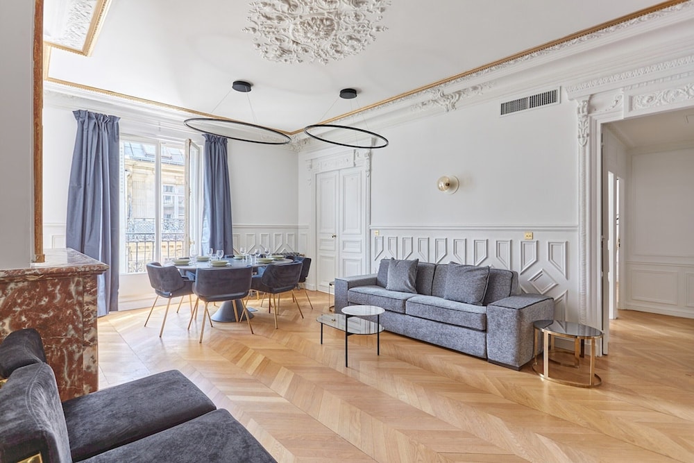 Sublime Apartment Montaigne/arc De Triomphe - Porte Maillot