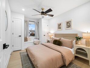 3 bedrooms, iron/ironing board, travel crib, free WiFi