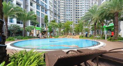 Refined Saigon - Vinhome Central Park