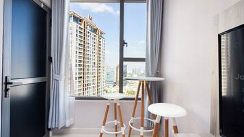 Deluxe Room, 1 Bedroom, City View | View from room