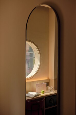 In-room safe, free WiFi, bed sheets - KINN Habitat (Singapore)