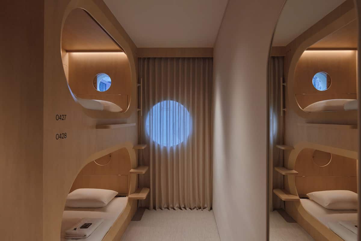 In-room safe, free WiFi, bed sheets