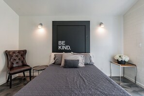 1 chambre, fer et planche à repasser, Wi-Fi, draps fournis