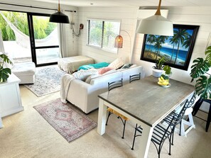 Living area - The greenhouse on Muricata Ave 🌱 (Mount Maunganui)