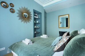 Apartment | Laptopgeeigneter Arbeitsplatz, Bügeleisen/Bügelbrett, Bettwäsche
