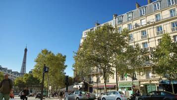 Apartment | Parking | Free self parking