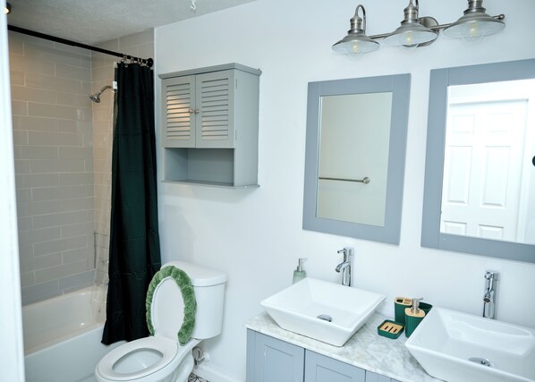 Hair dryer, bidet, towels, soap