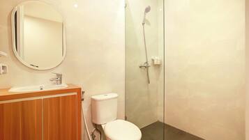 Villa, 1 Bedroom, City View | Bathroom | Soap, shampoo, toilet paper