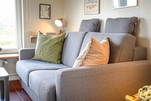 TV - Haus Hildebrand - "Relax and feel good in Haus Hildebrand!" (Hörnum)