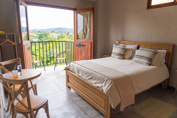 Deluxe Double Room, Balcony, Garden View