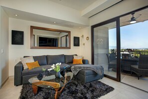 Smart TV, music library