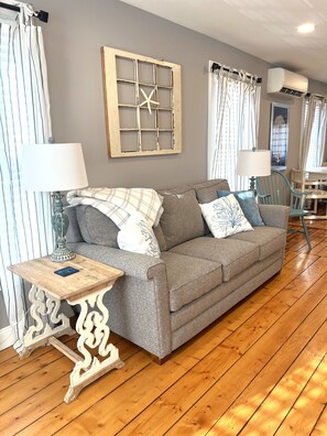 Smart TV - Plush 5BR OOB Haven w/ Fire Pit (Old Orchard Beach)